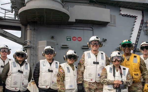 George Washington Carrier Strike Group Conducts Carrier Strike Group Exercise with ROK Navy/George Washington Hosts U.S. Forces Korea