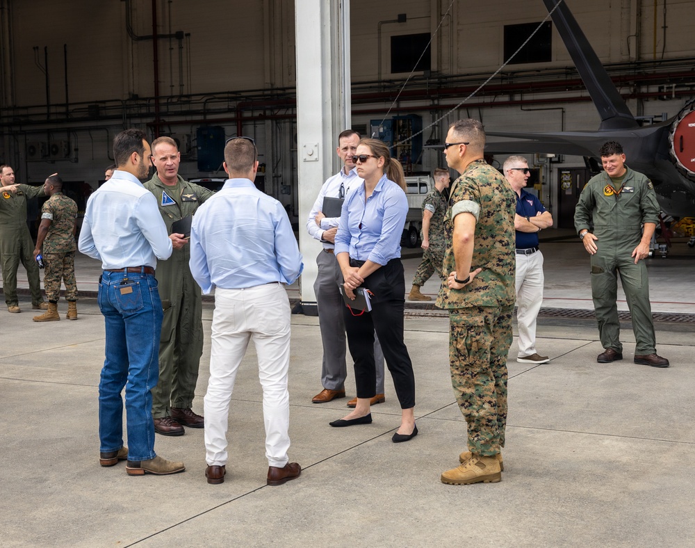 Congressional staffers visit MCAS Beaufort