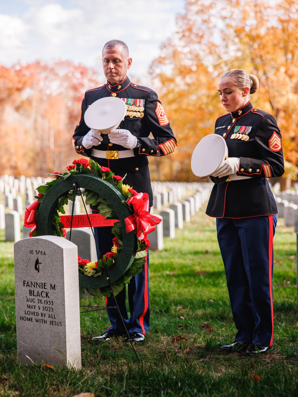 U.S. Marines conduct wreath laying ceremony honoring the seventh Sergeant Major of the Marine Corps
