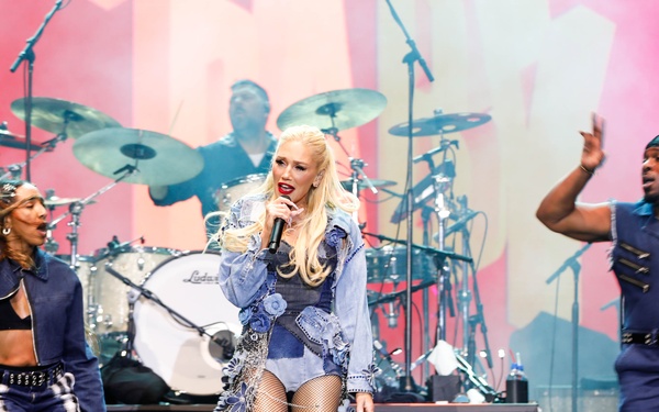Gwen Stefani Performs at NAVSTA Norfolk’s 2025 Operation MWR Concert