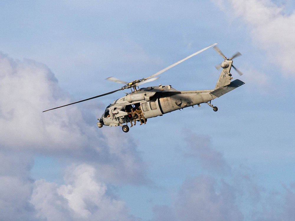 22nd MEU(SOC) | MSPF Fast Rope Insertion Drills