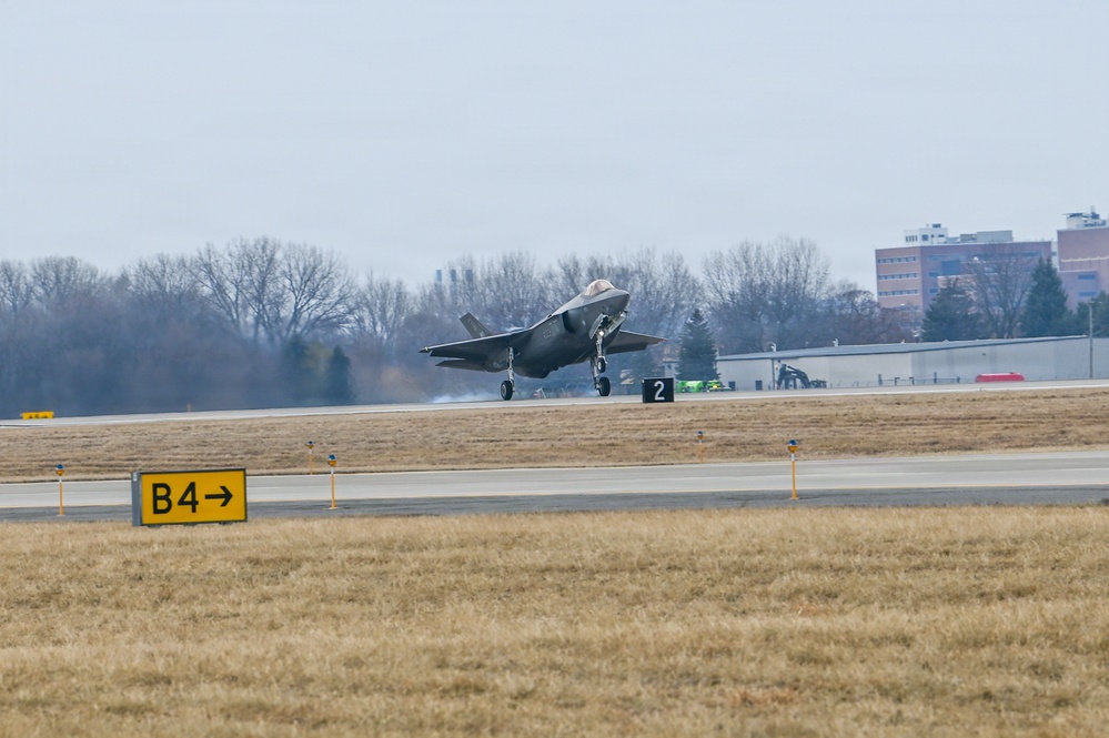 115th Fighter Wing Airmen return after participating in Sentry South