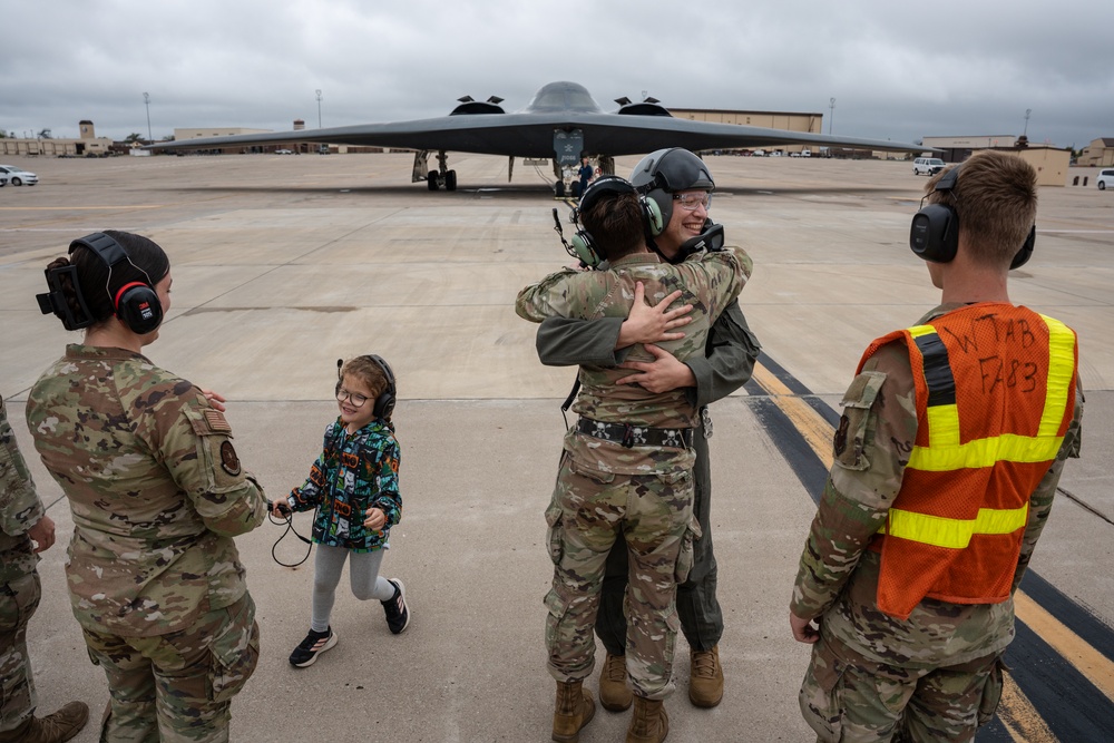 ‘Crew Chief of the Year’ awarded with B-2 Spirit flight