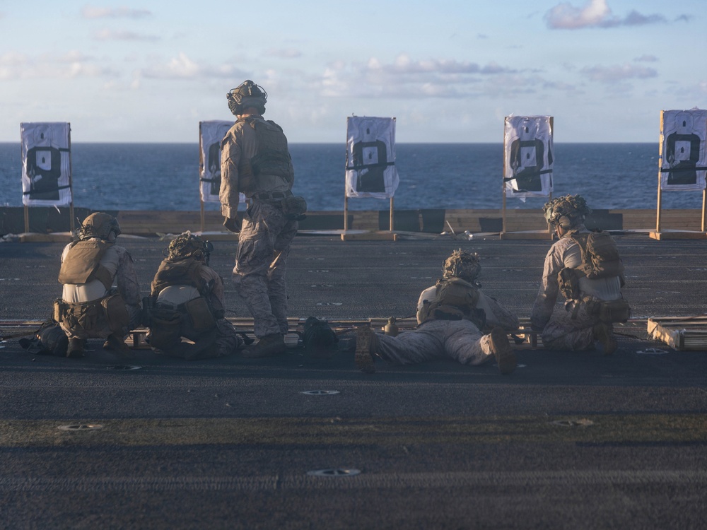 22nd MEU(SOC) | M240B Machine Gun Deck Shoot