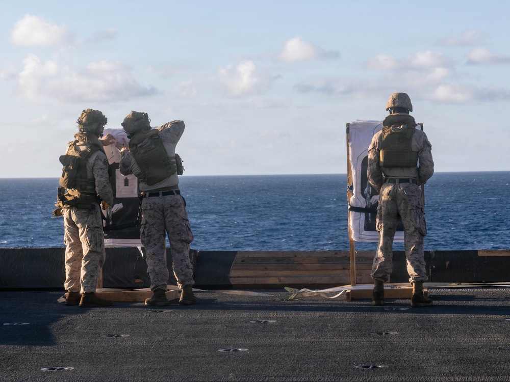 22nd MEU(SOC) | M240B Machine Gun Deck Shoot