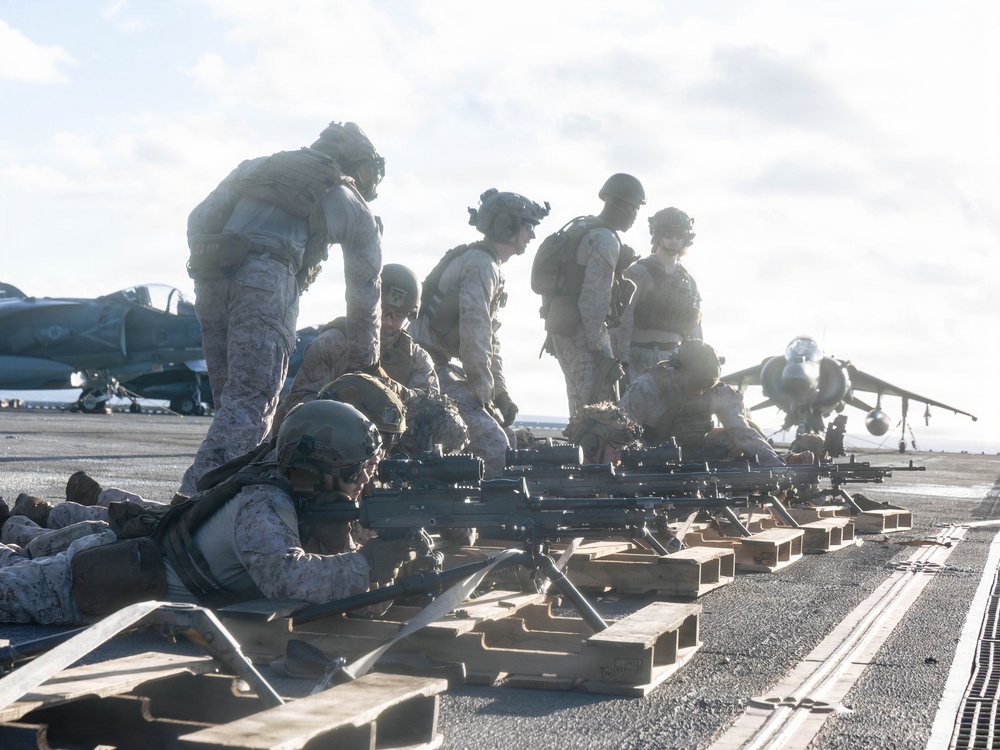 22nd MEU(SOC) | M240B Machine Gun Deck Shoot