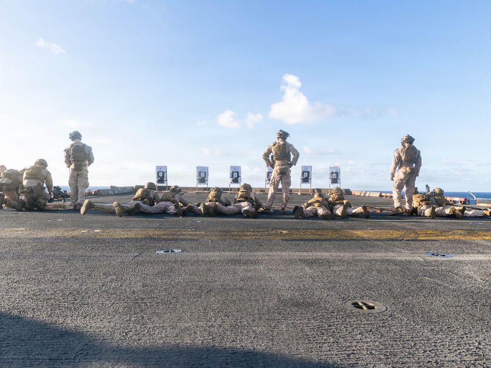 22nd MEU(SOC) | M240B Machine Gun Deck Shoot
