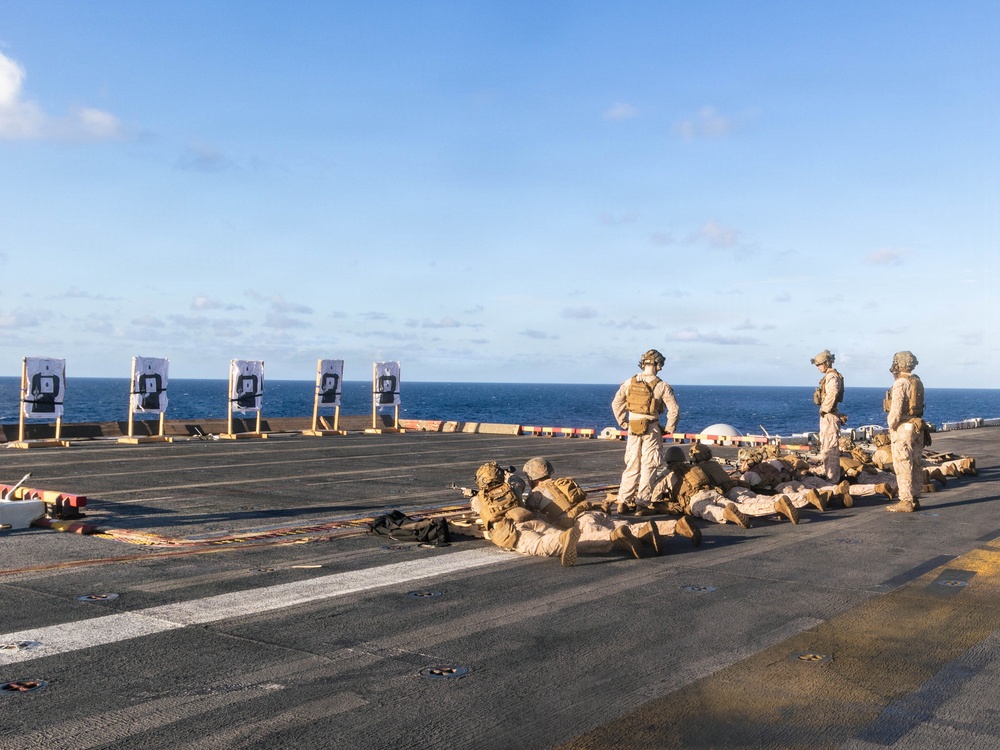 22nd MEU(SOC) | M240B Machine Gun Deck Shoot