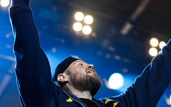 Jelly Roll Performs at NAVSTA Norfolk’s 2025 Operation MWR Concert