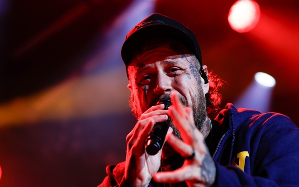 Jelly Roll Performs at NAVSTA Norfolk’s 2025 Operation MWR Concert