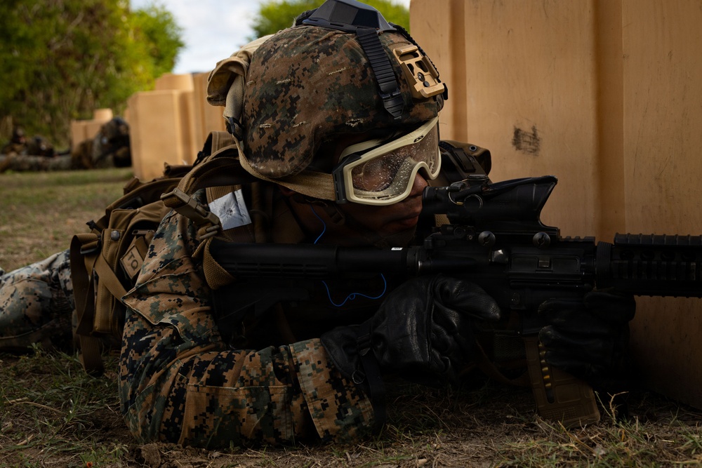 MACS-4 Conducts Squad Patrols at MCTAB