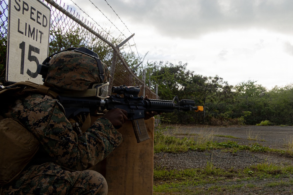 MACS-4 Conducts Squad Patrols at MCTAB
