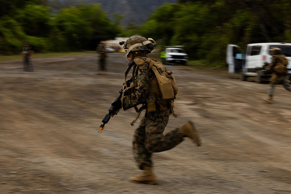 MACS-4 Conducts Squad Patrols at MCTAB