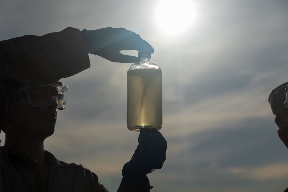 11th MEU Marines establish a FARP during RUT
