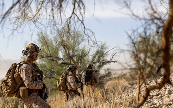 11th MEU Marines and Sailors conduct a raid during RUT