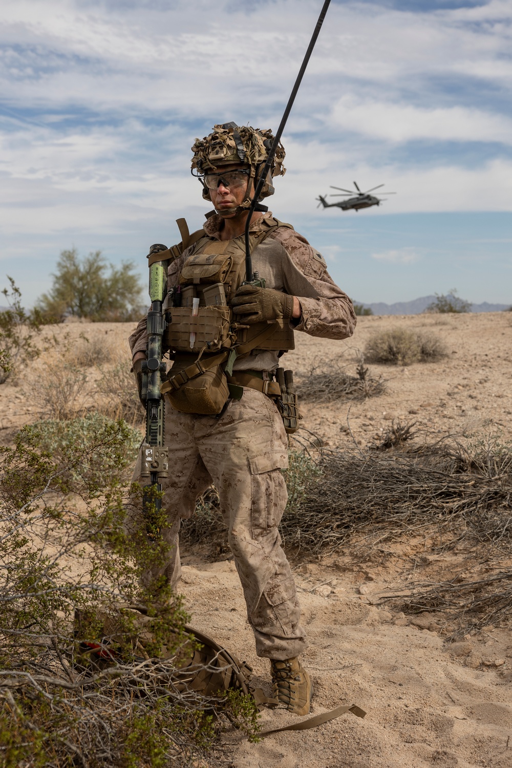 11th MEU Marines and Sailors conduct a raid during RUT