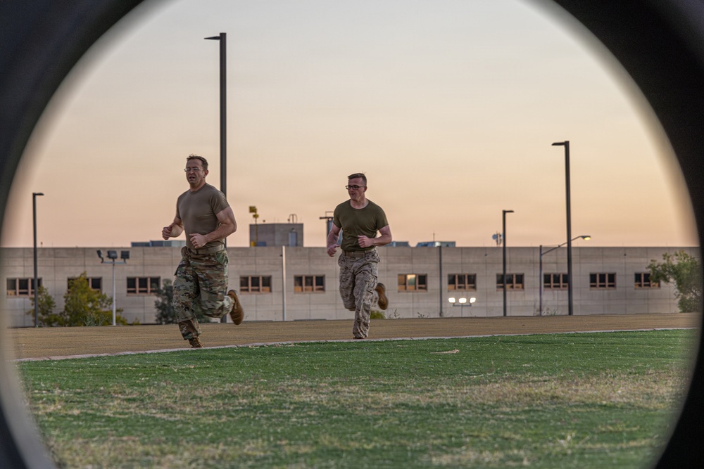 Soldiers take combat fitness test with Marines, celebrate USMC 250th birthday