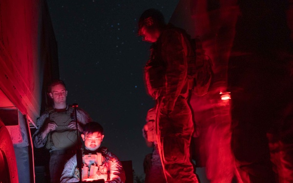 11th MEU Marines Establish a Sensing Expeditionary Advanced Base