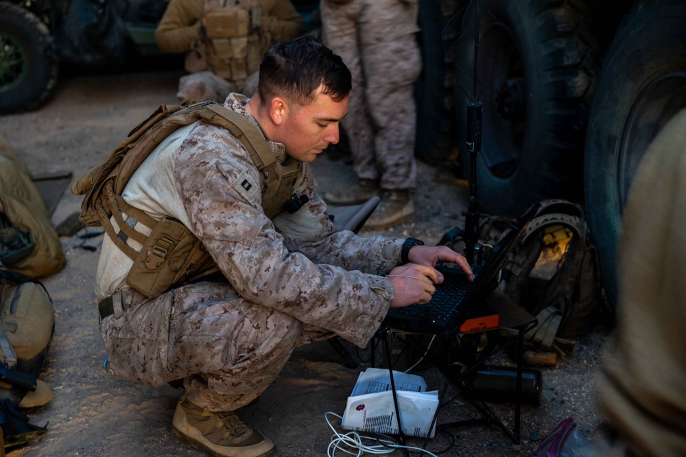 11th MEU Marines Establish a Sensing Expeditionary Advanced Base