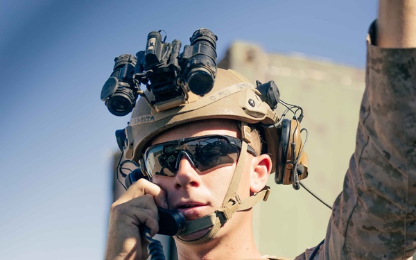 11th MEU Marines Establish a Sensing Expeditionary Advanced Base