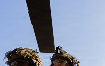 Raiders Train to Move: 2-23 Infantry Conducts Air Assault Operations
