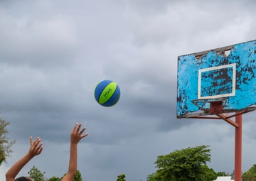 Pacific Partnership Service Members Participate in Sports Day with Vanuatu Students