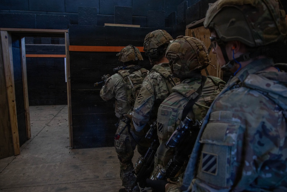 Dogface Soldiers dominate shoot house