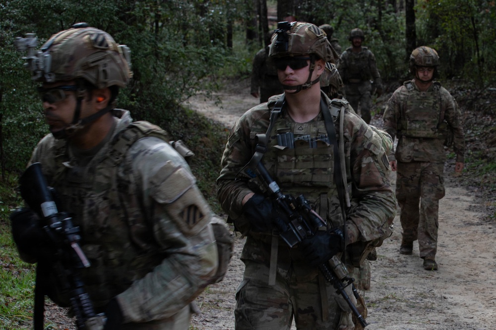 Dogface Soldiers dominate shoot house