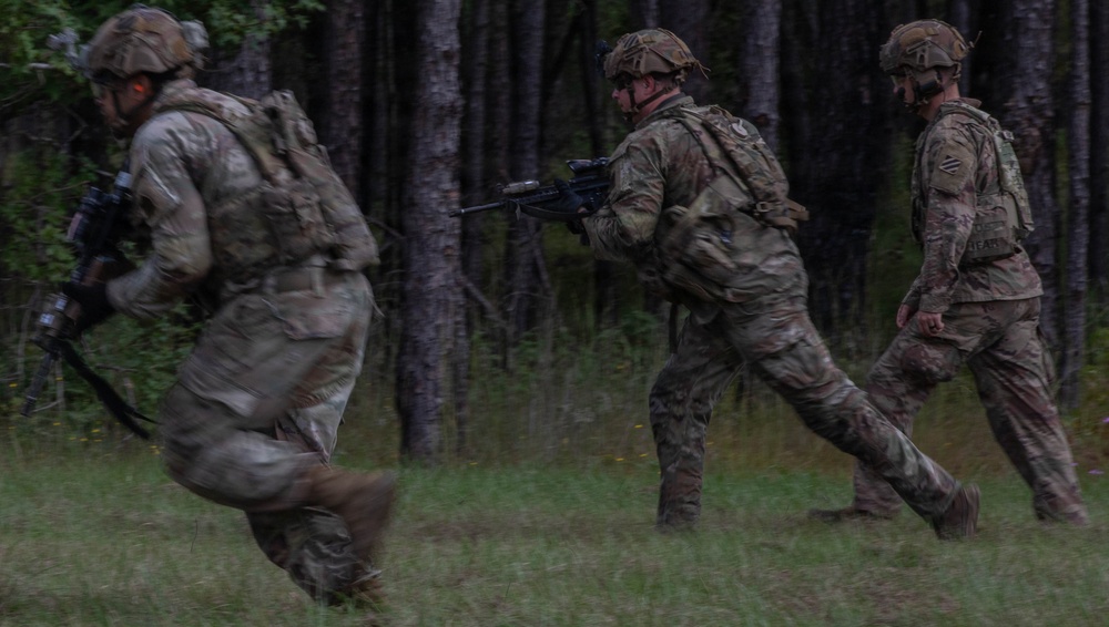 Dogface Soldiers dominate shoot house