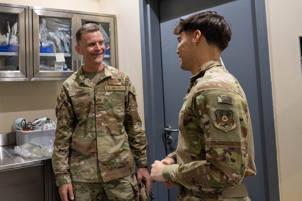 AFCENT Surgeon General visits 332nd EMDS