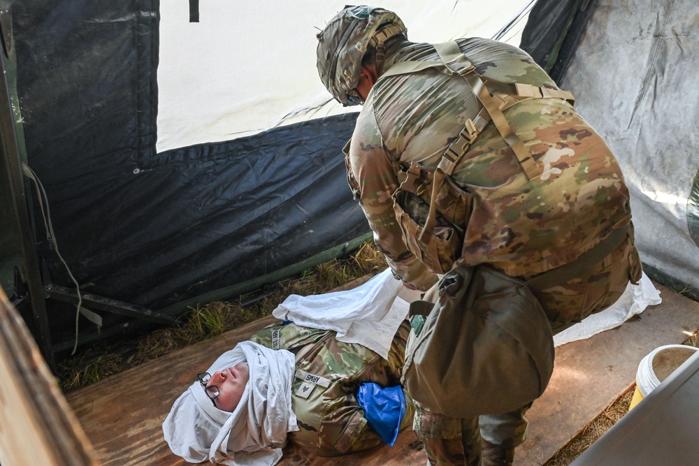 Soldiers Sharpening Skills for E3B