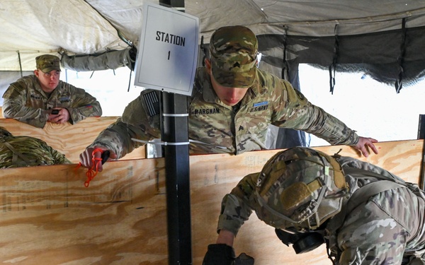 Soldiers Sharpening Skills for E3B