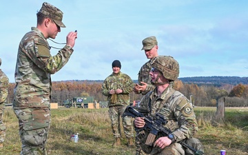 Soldiers Sharpening Skills for E3B