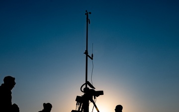 Weather professionals assemble tactical meteorological observing system