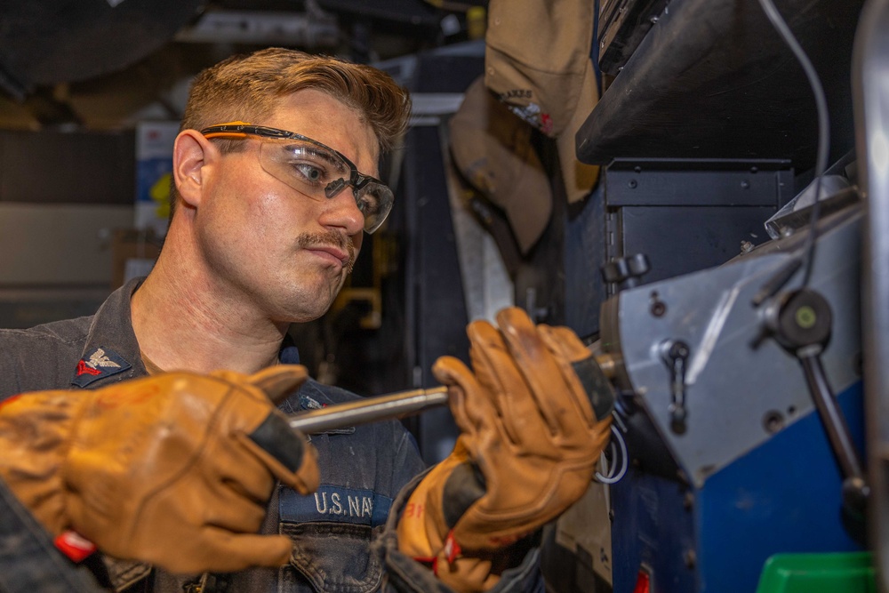 Daily Operations Aboard USS George H.W. Bush (CVN 77)