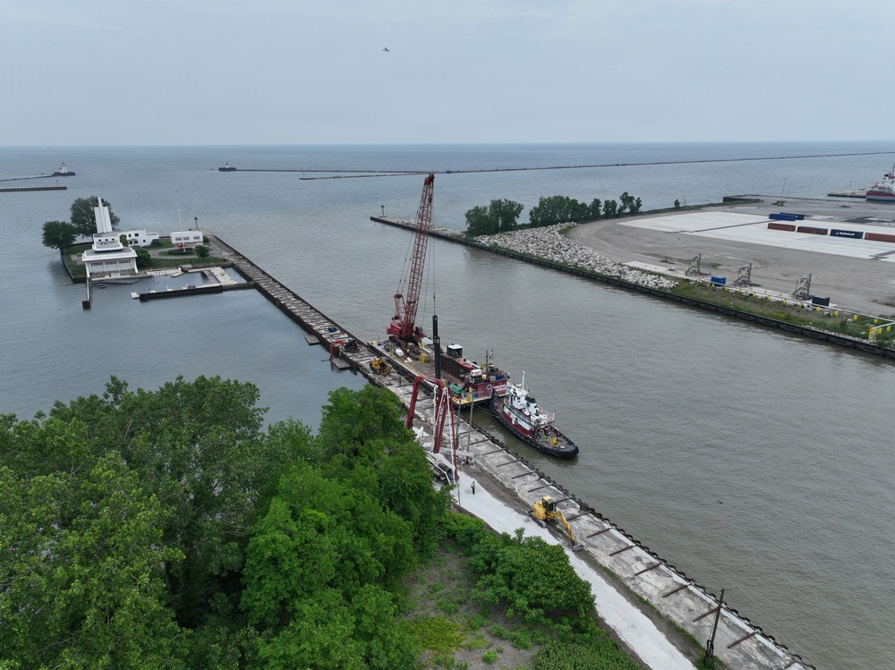 Cleveland W. Pier Repair Aerial Imagery