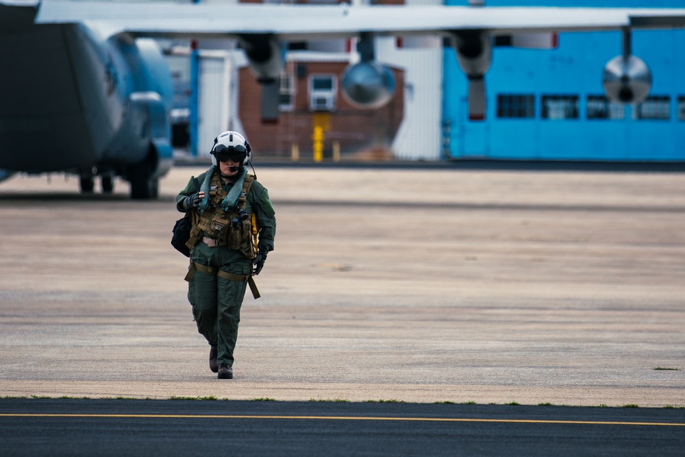 VX-1 conducts flight operations