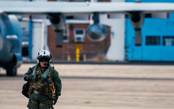 VX-1 conducts flight operations