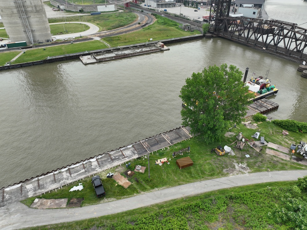 Cleveland W. Pier Repair Aerial Imagery
