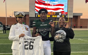 NTAG Houston Presents Navy All-American Bowl Jersey to Iowa Colony’s Jayden Warren