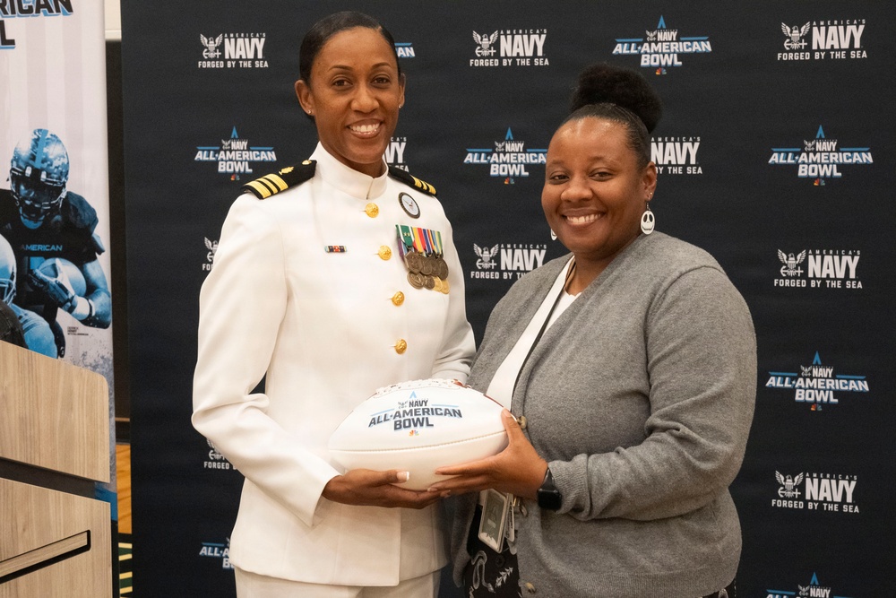 NTAG Houston Presents Navy All-American Bowl Jersey to Iowa Colony’s Jayden Warren