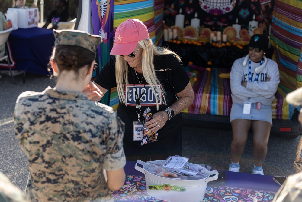H&amp;S Battalion Celebrates Halloween with a Trunk-or-Treat
