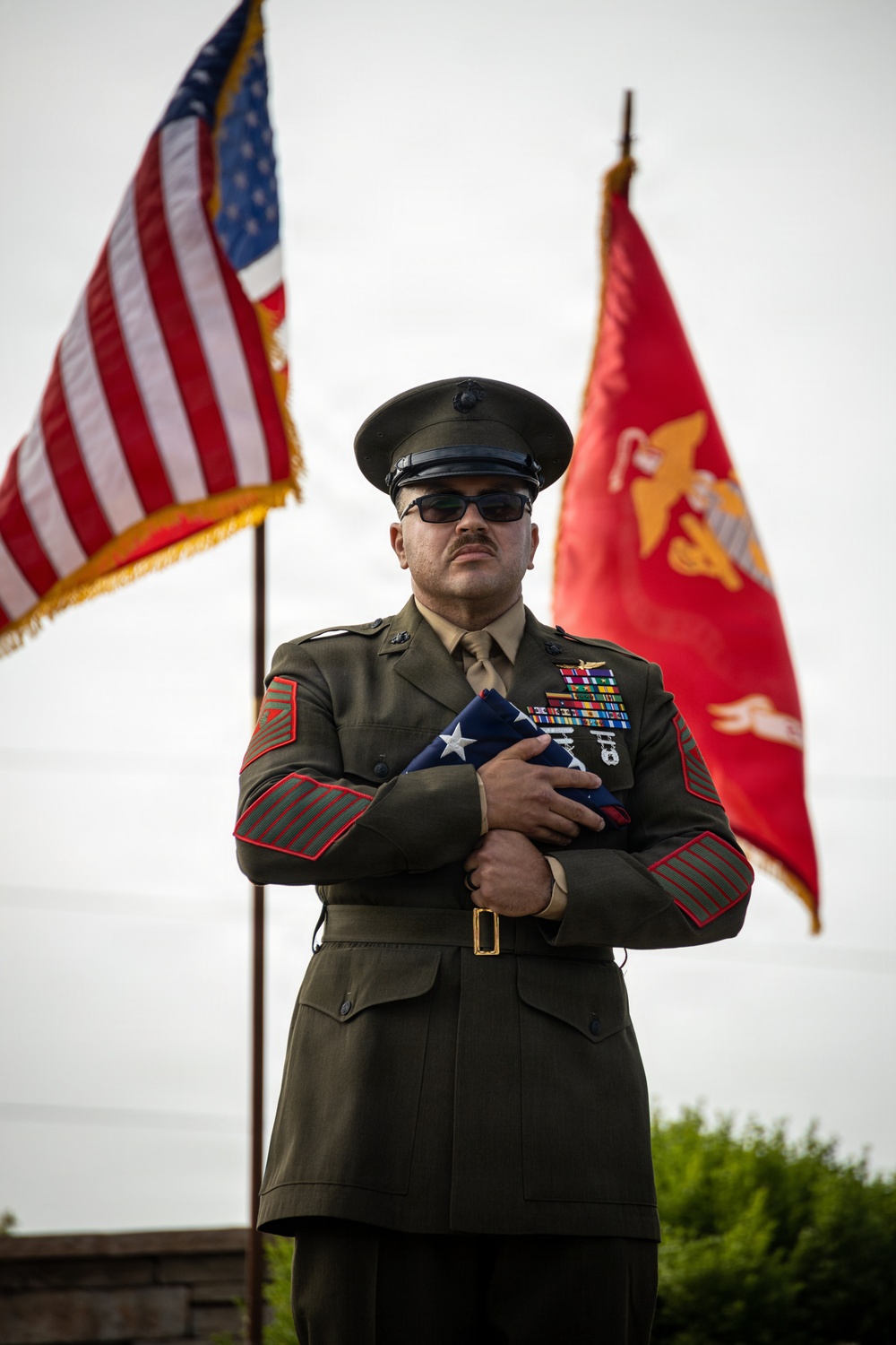 Master Gunnery Sgt. Gunther bids farewell to 1st MLG and the Corps