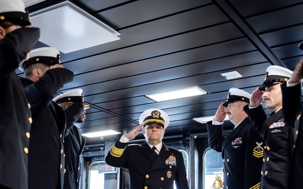 Acting Commander Rear Adm. Kimberly Walz relinquished command of Military Sealift Command to Rear Adm. Benjamin Nicholson