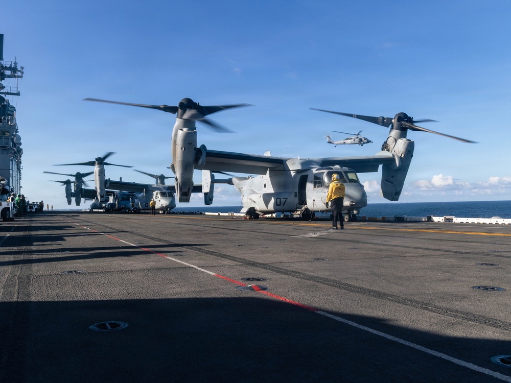 22nd MEU(SOC) | Flight Operations Aboard the USS Iwo Jima