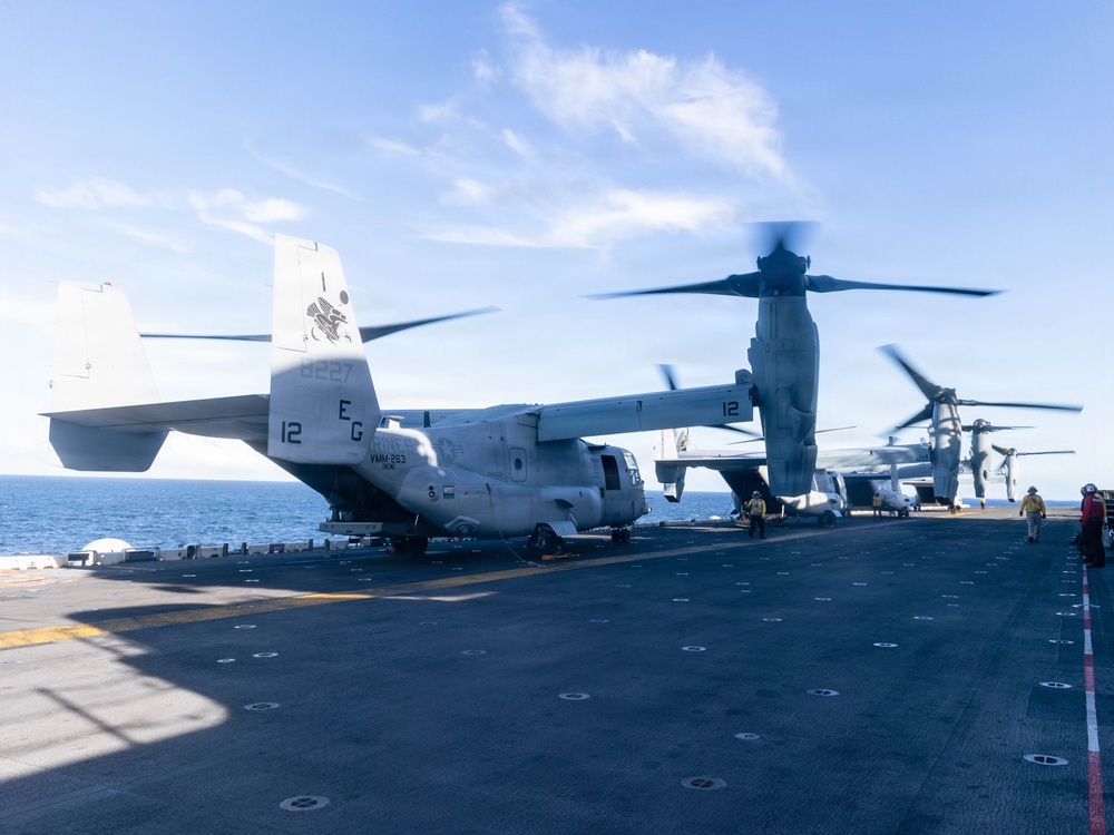 22nd MEU(SOC) | Flight Operations Aboard the USS Iwo Jima