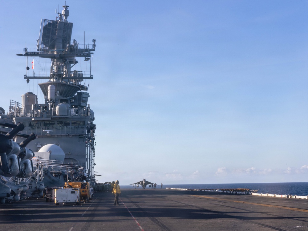 22nd MEU(SOC) | Flight Operations Aboard the USS Iwo Jima