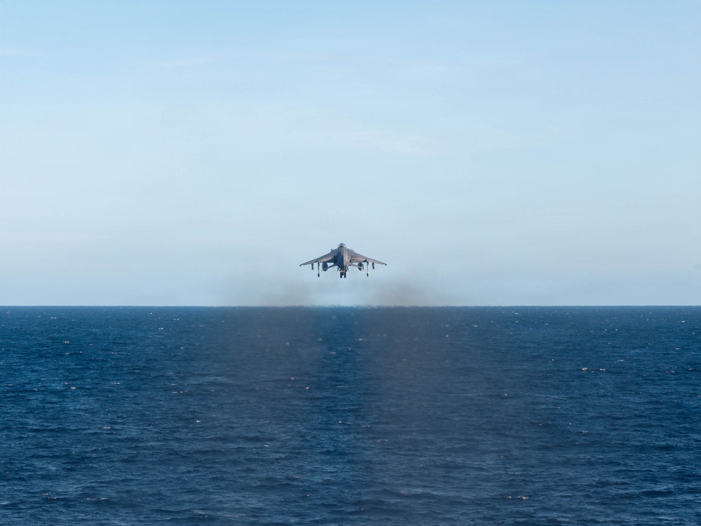 22nd MEU(SOC) | Flight Operations Aboard the USS Iwo Jima