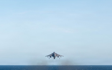 22nd MEU(SOC) | Flight Operations Aboard the USS Iwo Jima