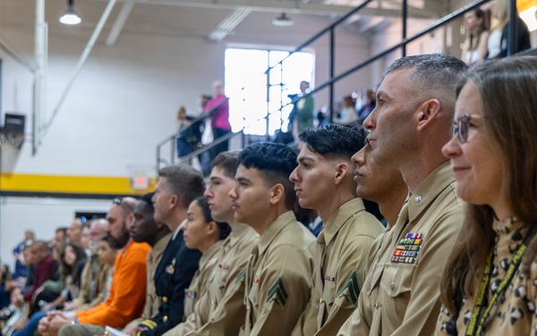 24th MEU adopts New Bridge Middle School